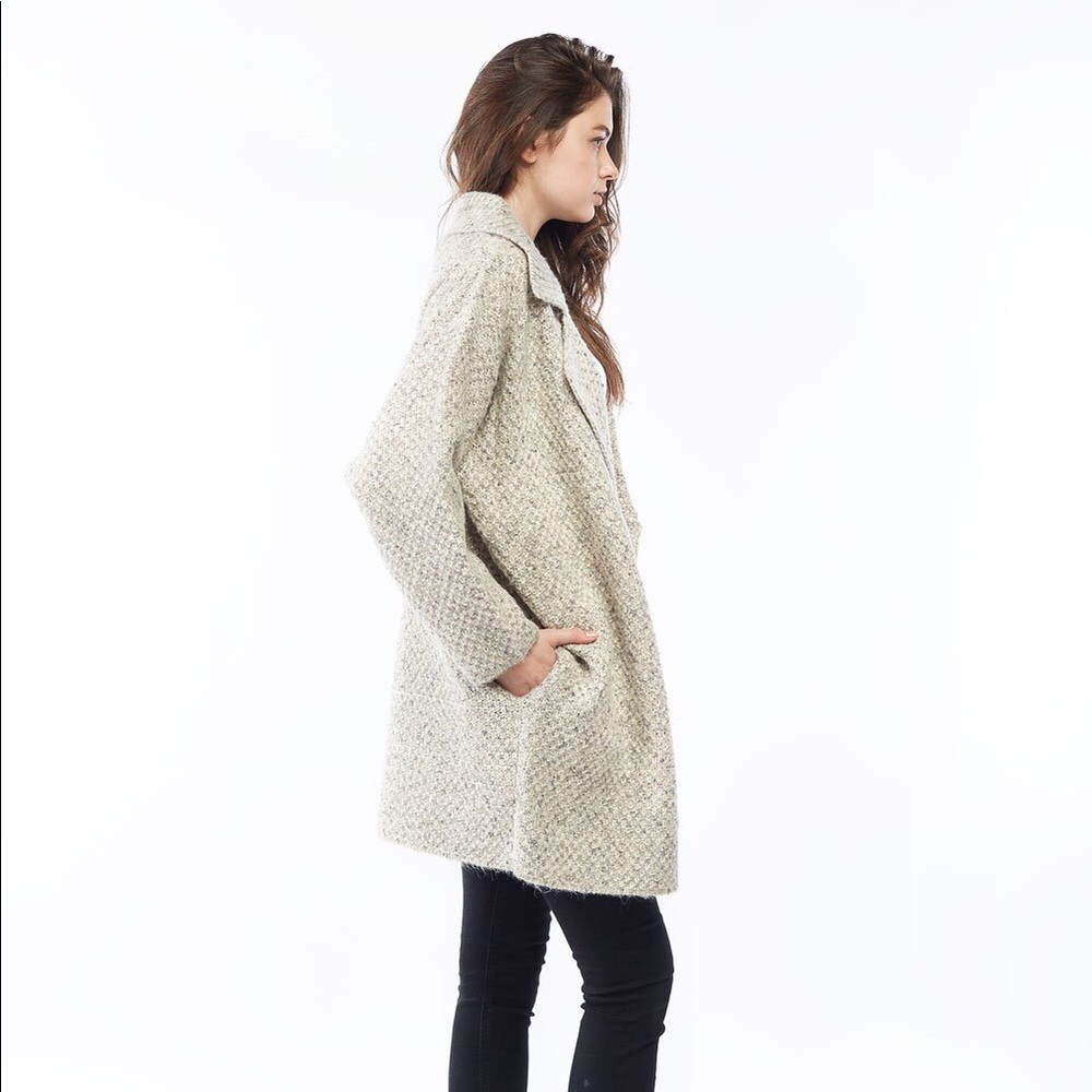 Listicle collard knit jacket